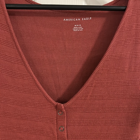 Cropped shirt - Picture 2 of 2